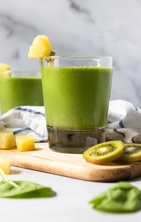 pineapple kiwi smoothie